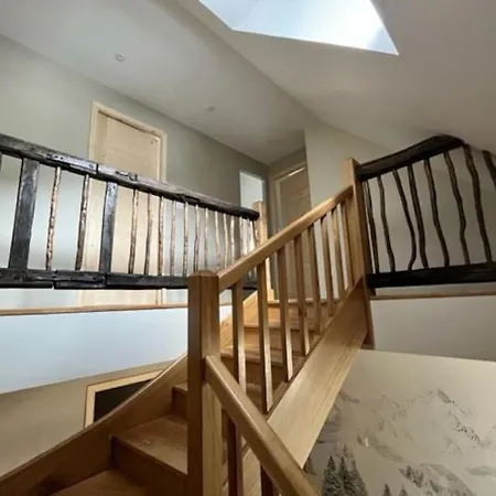 L'etable D'auguste בקתה *